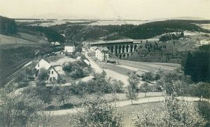 Viadukt na staré fotografii